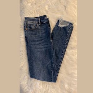 Abercrombie Low Rise Ankle Jeans